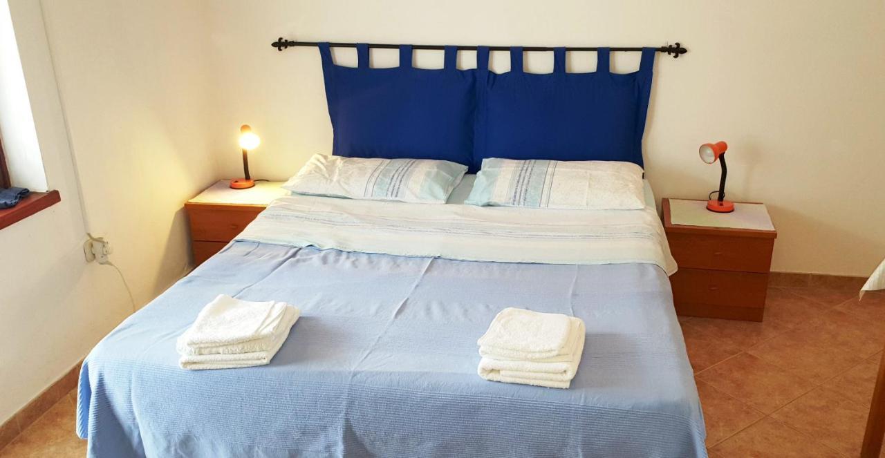 Cecillia Mare Apartments Ровинь Экстерьер фото