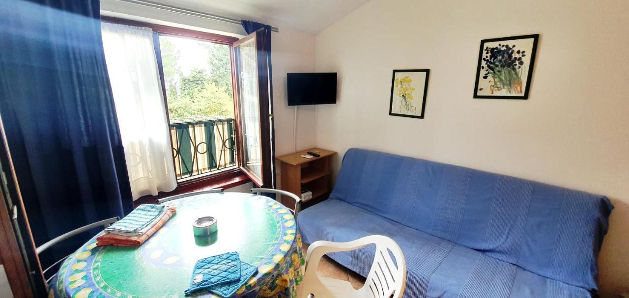 Cecillia Mare Apartments Ровинь Экстерьер фото